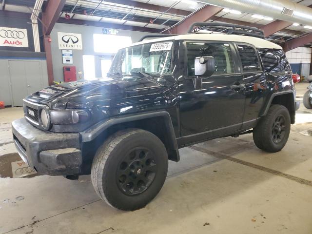 2013 TOYOTA FJ CRUISER, 