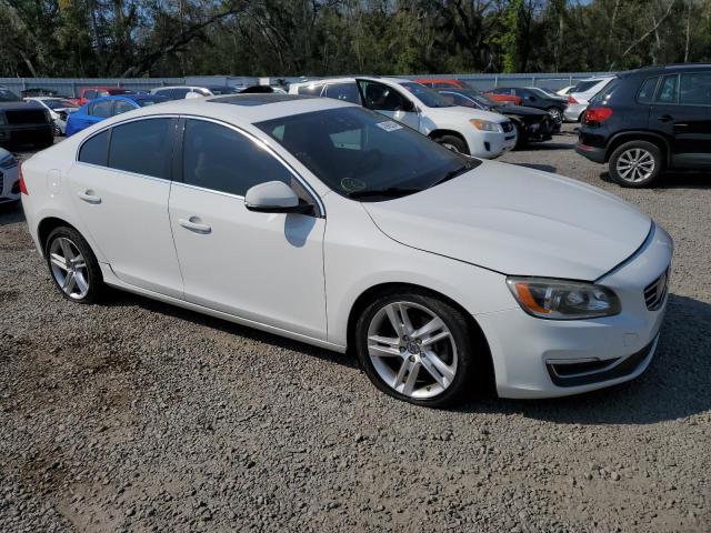 YV140MFD4F1312984 - 2015 VOLVO S60 PLATINUM WHITE photo 4