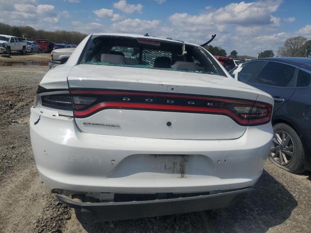 2C3CDXAT2JH257875 - 2018 DODGE CHARGER POLICE WHITE photo 6