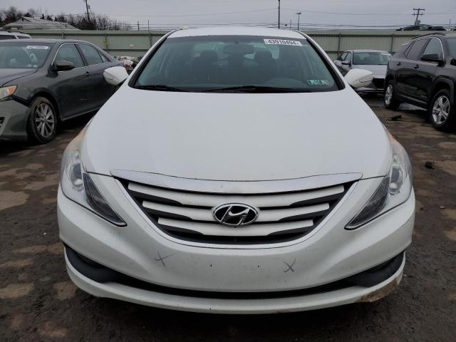 5NPEB4AC6EH939289 - 2014 HYUNDAI SONATA GLS WHITE photo 5