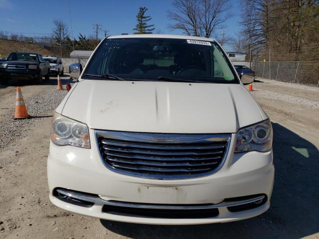 2C4RC1GGXCR134211 - 2012 CHRYSLER TOWN & COU LIMITED WHITE photo 5