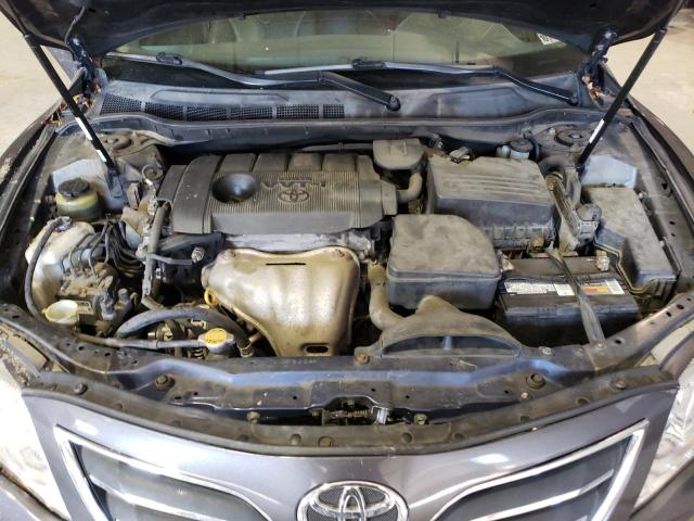 4T1BF3EK1BU625727 - 2011 TOYOTA CAMRY BASE GRAY photo 11