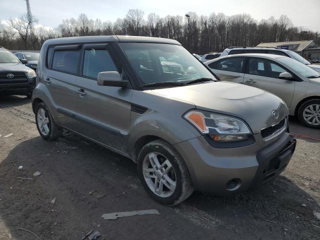 KNDJT2A2XB7247222 - 2011 KIA SOUL + GRAY photo 4