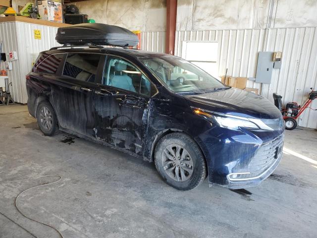 5TDJRKECXMS029078 - 2021 TOYOTA SIENNA XLE BLUE photo 4