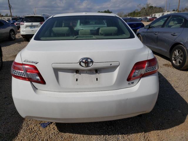 4T1BF3EK8BU627460 - 2011 TOYOTA CAMRY BASE WHITE photo 6