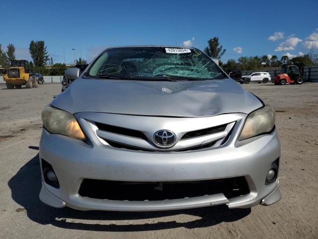 2T1BU4EE5BC696839 - 2011 TOYOTA COROLLA BASE SILVER photo 5