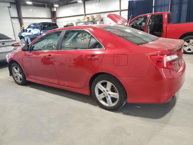 4T1BF1FK6DU689977 - 2013 TOYOTA CAMRY L RED photo 2