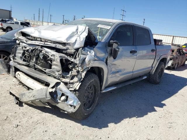 2017 TOYOTA TUNDRA CREWMAX SR5, 