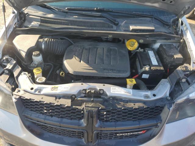 2C4RDGBG0JR153502 - 2018 DODGE GRAND CARA SE SILVER photo 12