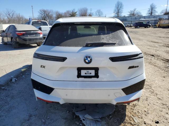 WB533CF01PCK61123 - 2023 BMW IX M60 WHITE photo 6