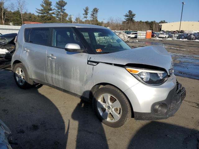 KNDJN2A29J7549741 - 2018 KIA SOUL SILVER photo 4