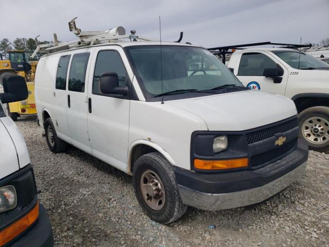 1GCWGFCB5E1130248 - 2014 CHEVROLET EXPRESS G2 WHITE photo 4