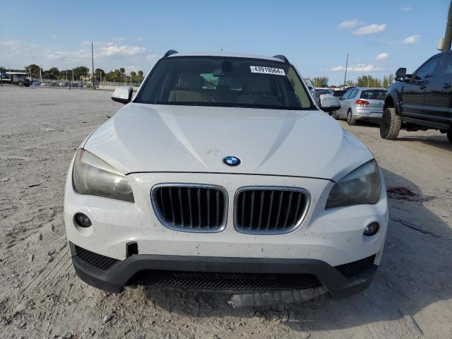 WBAVM1C54DVW42721 - 2013 BMW X1 SDRIVE28I WHITE photo 5