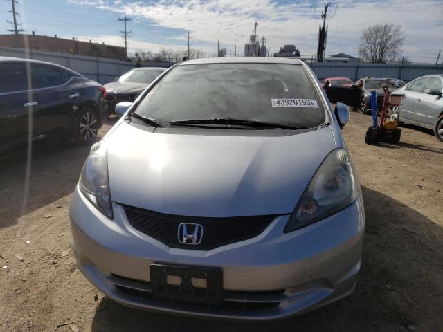 JHMGE8H36DC065662 - 2013 HONDA FIT SILVER photo 5