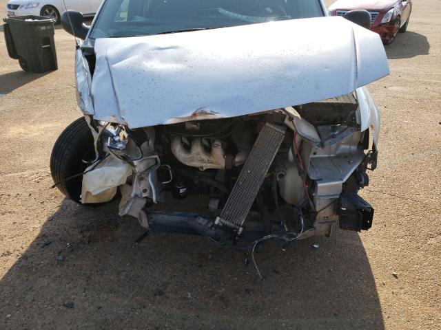 2C4GP54LX4R620183 - 2004 CHRYSLER TOWN & COU TOURING 银色 照片 12