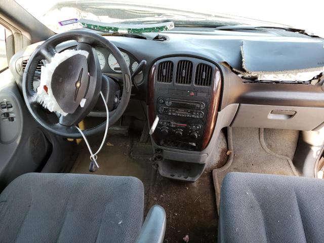 2C4GP54LX4R620183 - 2004 CHRYSLER TOWN & COU TOURING 银色 照片 8