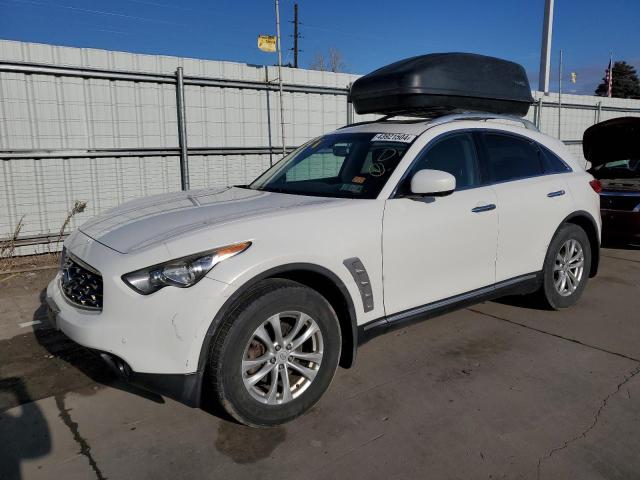 2010 INFINITI FX35, 