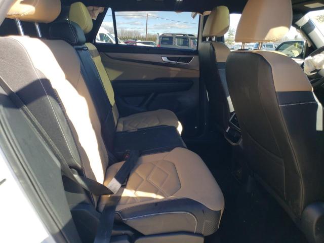 1V2KE2CA8RC228414 - 2024 VOLKSWAGEN ATLAS CROS SE WHITE photo 11