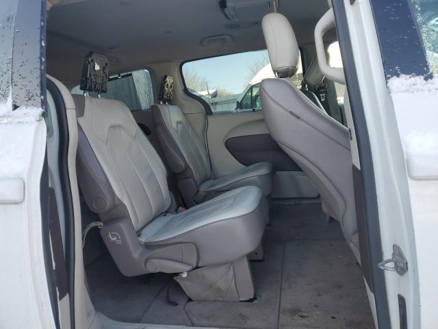 2C4RC1BG9HR621852 - 2017 CHRYSLER PACIFICA TOURING L WHITE photo 11