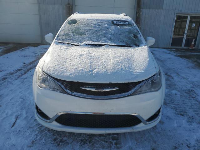 2C4RC1BG9HR621852 - 2017 CHRYSLER PACIFICA TOURING L WHITE photo 5