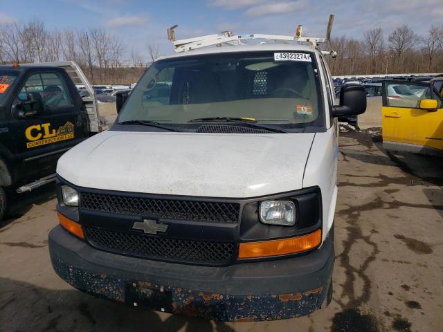 1GCUGADX6A1130743 - 2010 CHEVROLET EXPRESS G1 WHITE photo 5