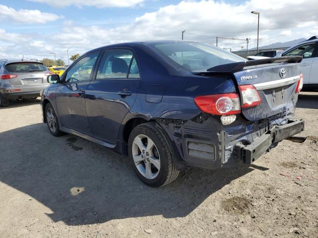 5YFBU4EE8DP218966 - 2013 TOYOTA COROLLA BASE BLUE photo 2