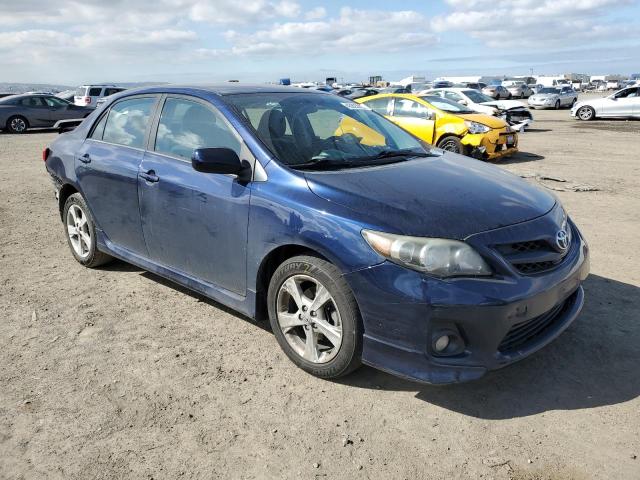 5YFBU4EE8DP218966 - 2013 TOYOTA COROLLA BASE BLUE photo 4