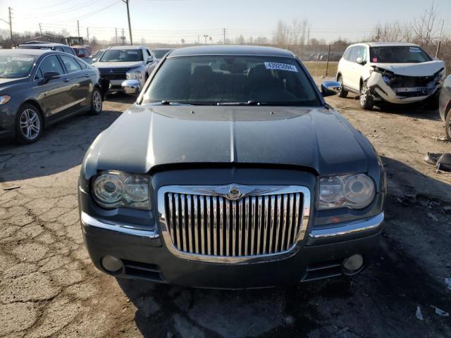 2C3JA63HX5H577292 - 2005 CHRYSLER 300C SILVER photo 5