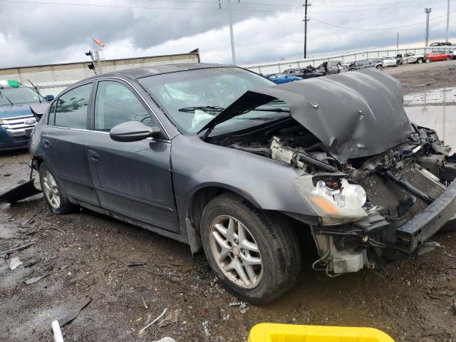 1N4AL11D85C955028 - 2005 NISSAN ALTIMA S GRAY photo 4