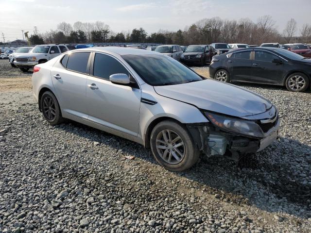 5XXGM4A72DG229628 - 2013 KIA OPTIMA LX SILVER photo 4