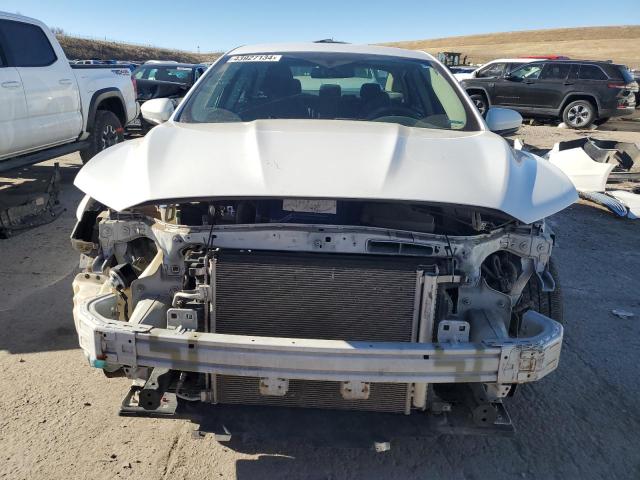 3FA6P0H79HR254444 - 2017 FORD FUSION SE WHITE photo 5