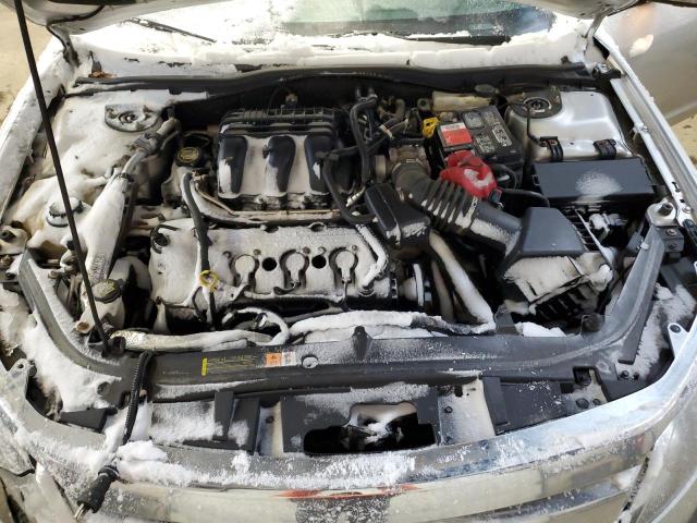 3FAHP0CG9CR153302 - 2012 FORD FUSION SEL SILVER photo 11