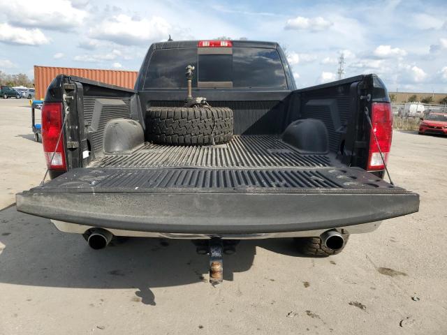 1C6RR7TT4KS695769 - 2019 RAM 1500 CLASS SLT შავი ფოტო 6