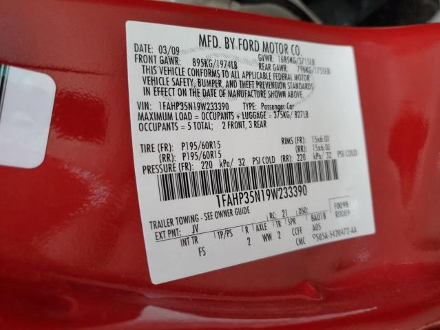 1FAHP35N19W233390 - 2009 FORD FOCUS SE RED photo 12