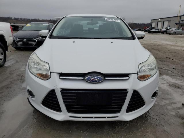 1FADP3F20DL285008 - 2013 FORD FOCUS SE WHITE photo 5