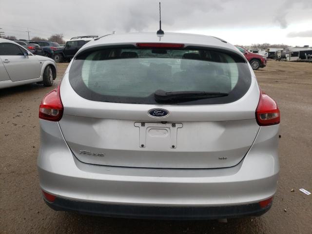 1FADP3K20JL283504 - 2018 FORD FOCUS SE SILVER photo 6