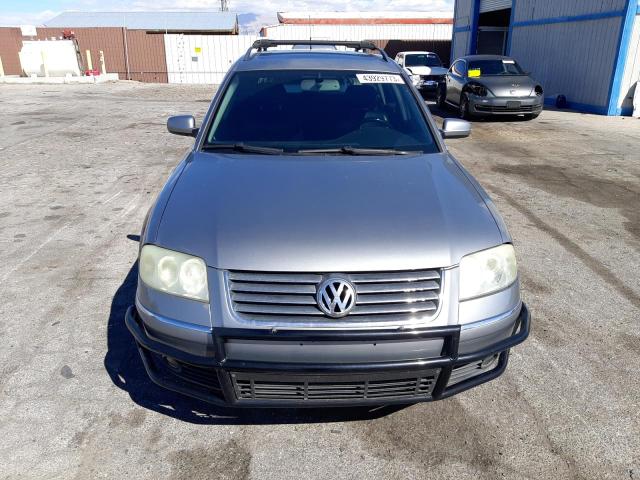 WVWWH63B63E317453 - 2003 VOLKSWAGEN PASSAT GLX ნაცრისფერი ფოტო 5