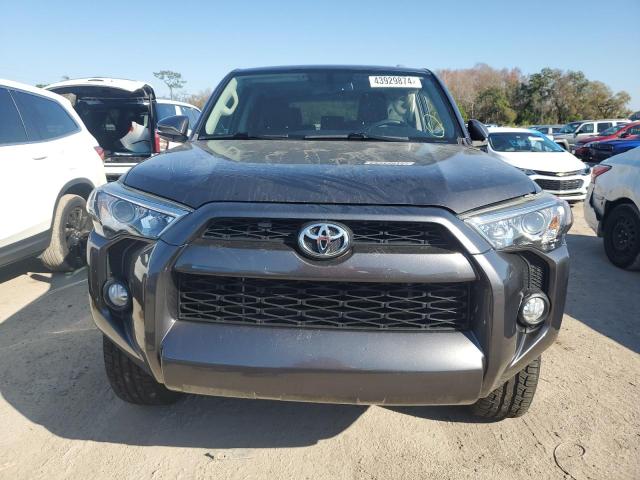 JTEBU5JR2J5517050 - 2018 TOYOTA 4RUNNER SR5/SR5 PREMIUM 灰色 照片 5