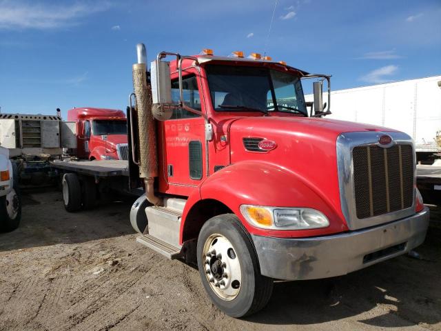 2NP2HM6X5EM227880 - 2014 PETERBILT 337 RED photo 4