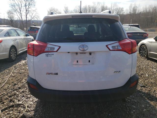 2T3WFREV7FW175674 - 2015 TOYOTA RAV4 XLE WHITE photo 6