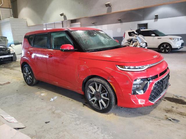 KNDJ53AF5N7180133 - 2022 KIA SOUL GT-LINE TURBO RED photo 4