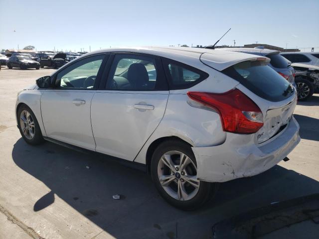 1FADP3K28EL393190 - 2014 FORD FOCUS SE WHITE photo 2