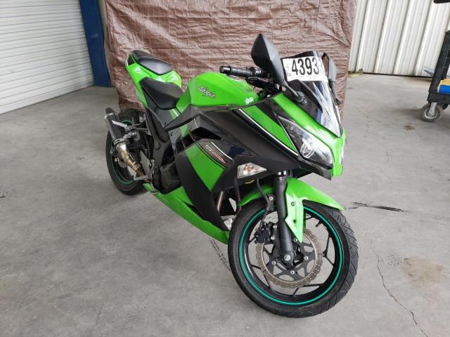 JKAEX8A18EA002453 - 2014 KAWASAKI EX300 A GREEN photo 1