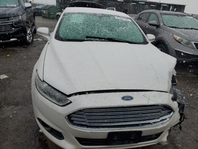 3FA6P0H90DR324411 - 2013 FORD FUSION SE WHITE photo 5