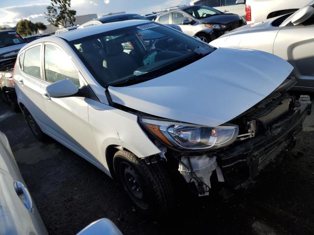 KMHCT5AE6HU337848 - 2017 HYUNDAI ACCENT SE WHITE photo 4