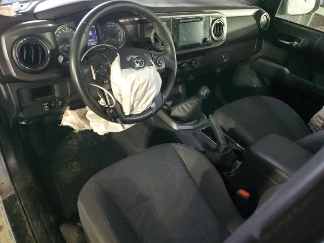 5TFSZ5AN8JX122359 - 2018 TOYOTA TACOMA ACCESS CAB ვერცხლისფერი ფოტო 8