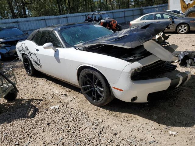 2C3CDZFJ1LH134963 - 2020 DODGE CHALLENGER R/T SCAT PACK WHITE photo 4