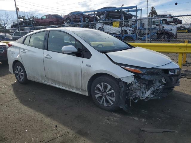 JTDKARFP0H3064404 - 2017 TOYOTA PRIUS PRIM WHITE photo 4