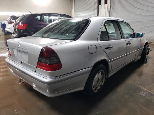 WDBHA23G4WA534933 - 1998 MERCEDES-BENZ C 230 SILVER photo 3