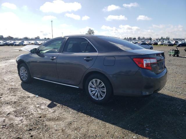 4T1BF1FK3CU085642 - 2012 TOYOTA CAMRY BASE GRAY photo 2